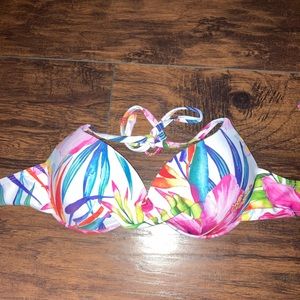 Floral bathing suit top size M